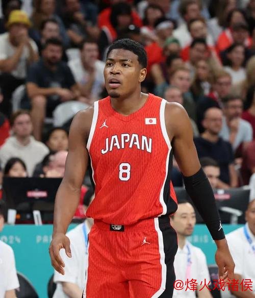 八村塁因左小腿伤势退出巴黎奥运会比赛 八村塁因左小腿伤势退出巴黎奥运会比赛